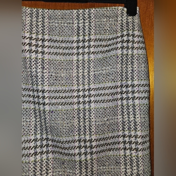 Ann Taylor Plaid Pencil Skirt Size 6 - Picture 6 of 8